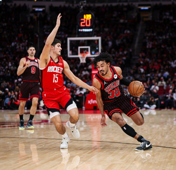 申京准三双小贾触底反弹，杜兰特28+10+4，火箭险胜公牛终结3连败