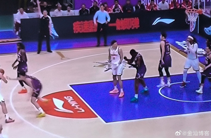 KAIYUNSPORTS-北汽男篮五连败暴露问题,北控因沈梓捷受伤受困,首钢女篮补强反下滑|北京|江苏|北京国安|刘传兴|赵睿_新浪体育_新浪新闻