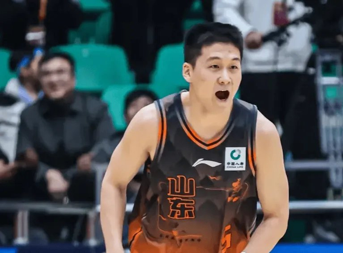 开云体育官方平台-山东崩了n年的三分终于有救了!王证搭配陈林坚,空间+威慑力拉满|山东队|比赛|球员|命中率|兜底_新浪体育_新浪新闻