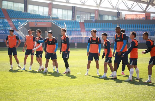 开云体育简介-共赴热爱,为城而战!中超新赛季战火点燃,精彩看点不容错过